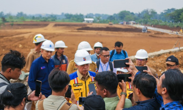 Kota Bogor - Pemerataan pembangunan dan konektivitas antarwilayah serta peningkatan aksesibilitas di Kota Bogor terus diperluas ke berbagai wilayah, sehingga pembangunan tidak hanya dilakukan di pusat kota. ( photo : kominfo)