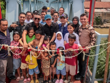 Wali Kota Bogor, Dedie A. Rachim, bersama Wakil Wali Kota Bogor, Jenal Mutaqin, meresmikan Jembatan Pasir Jaya–Paledang, Jumat (23/10/2026). (photo : kominfo)