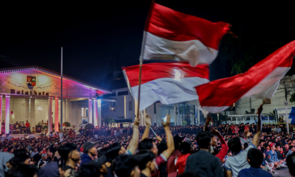 nobar timnas di balaikota. (foto: kominfo)