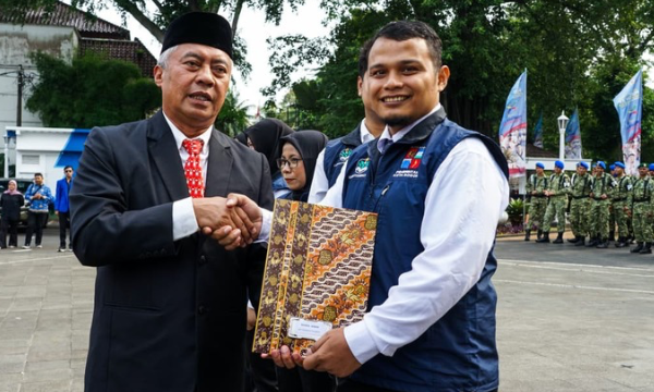 Memperingati Hari Sumpah Pemuda ke-98, Pemerintah Kota (Pemkot) Bogor memberikan sejumlah apresiasi kepada para pemuda yang berhasil mencatatkan prestasi, Rabu (28/10/2026). (photo : kominfo)